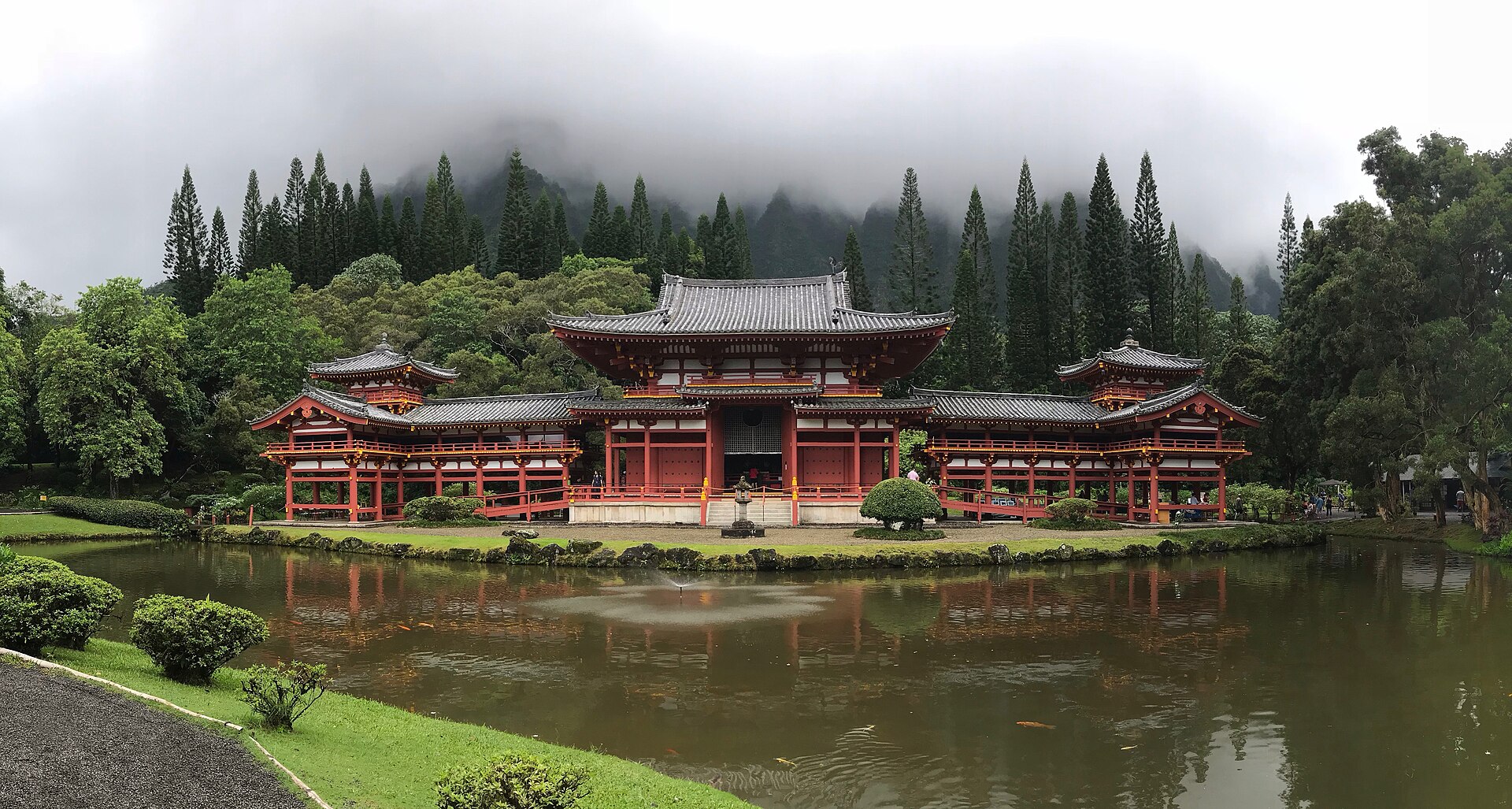 Byodo-In temple Oahu